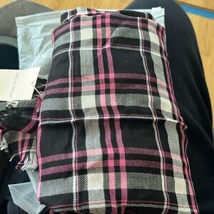 Pink Plaid Sleeveless Cardigen